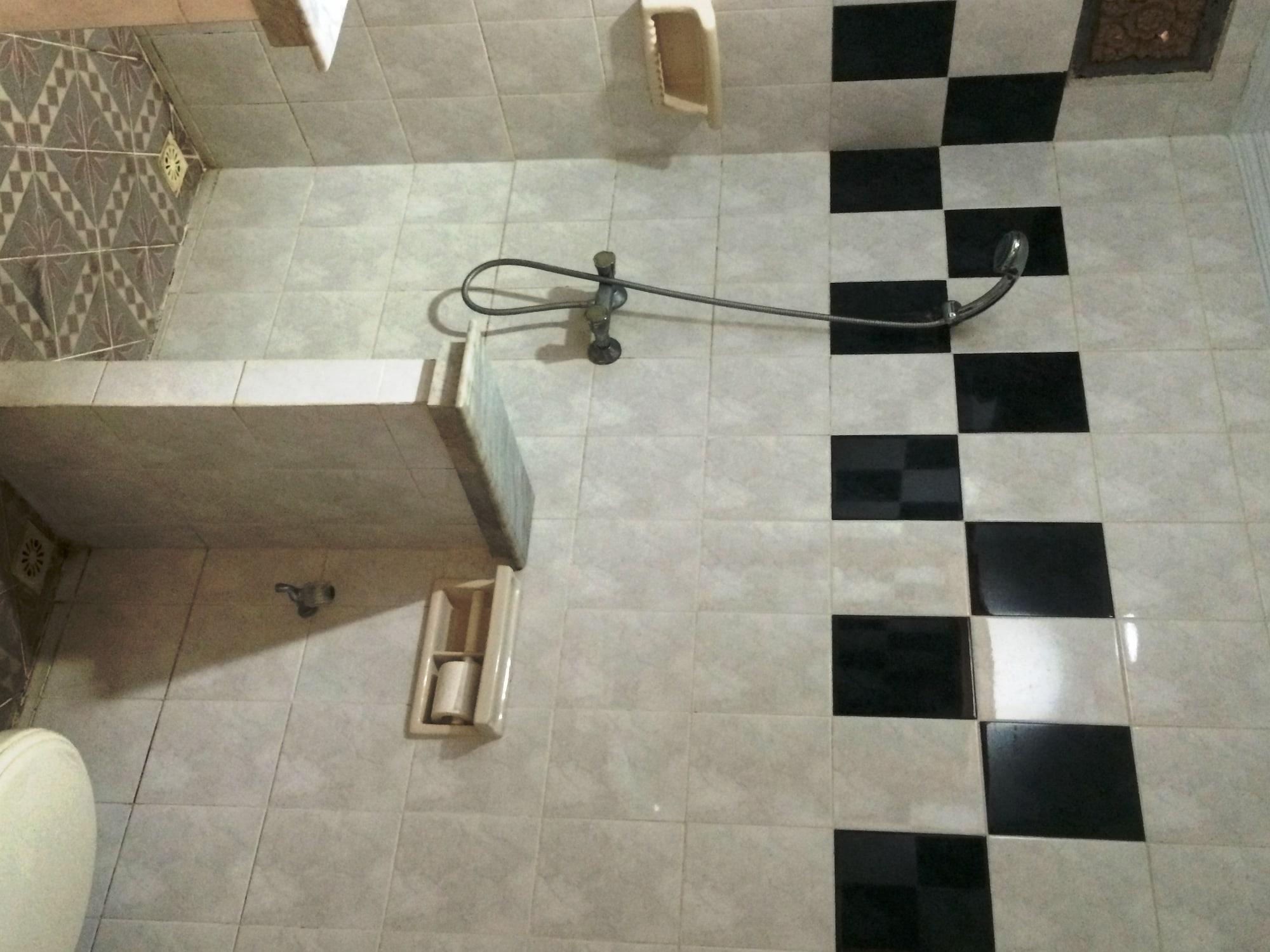 Sri Ratu Hotel Legian Zewnętrze zdjęcie