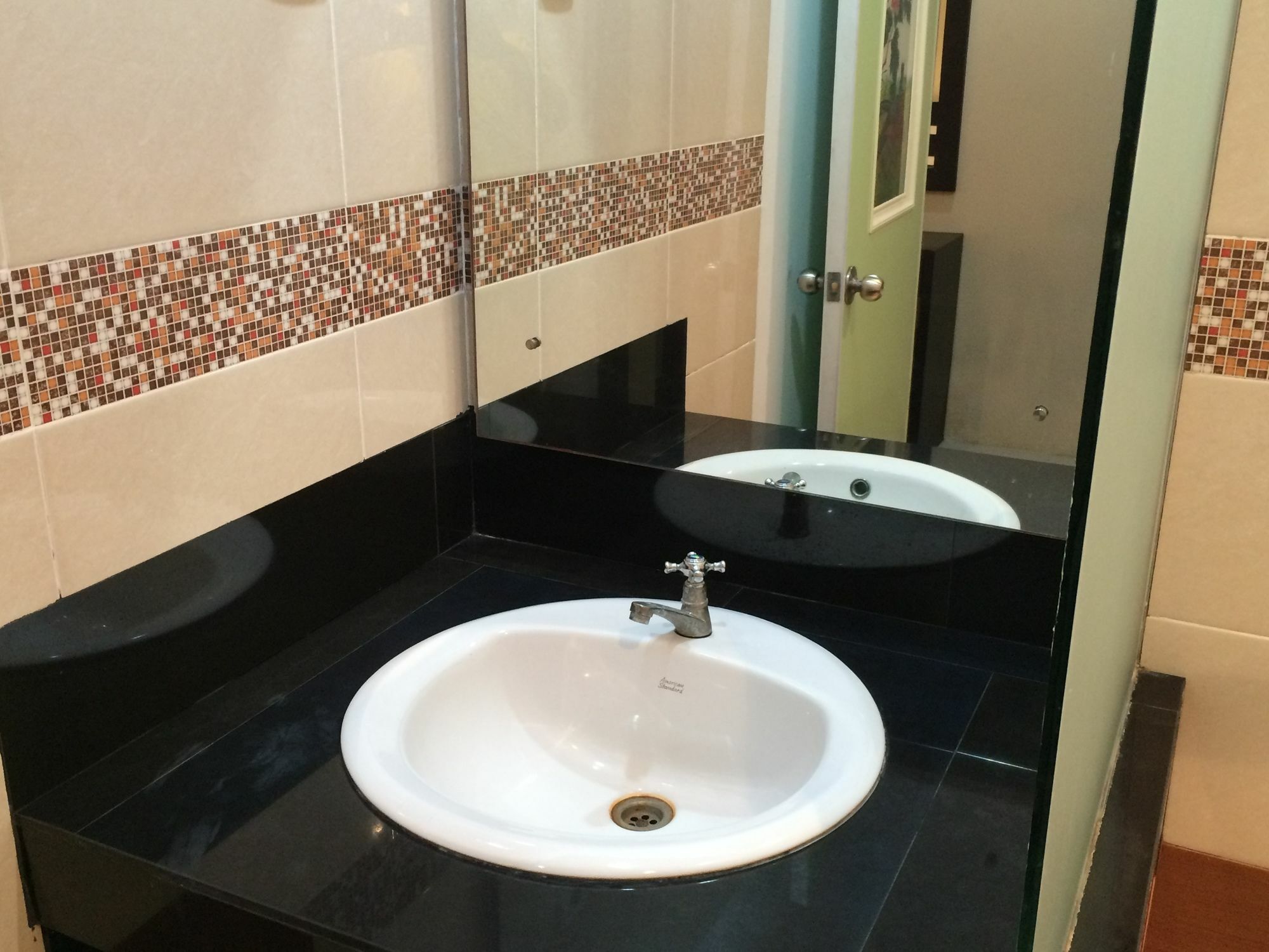 Sri Ratu Hotel Legian Zewnętrze zdjęcie