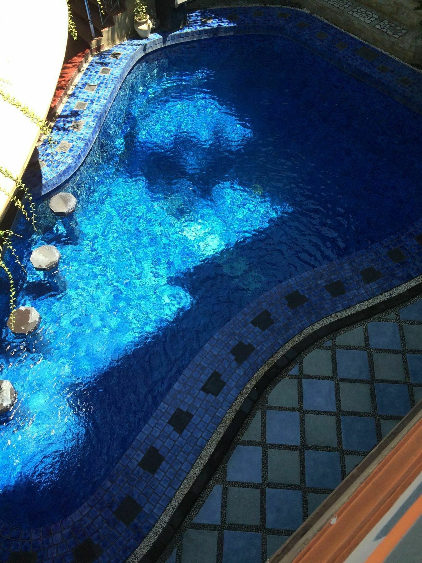 Sri Ratu Hotel Legian Zewnętrze zdjęcie